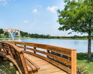 3116 Hereford Drive - Photo Thumbnail 19