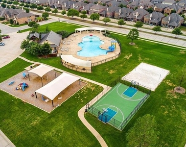 3116 Hereford Drive - Photo Thumbnail 18
