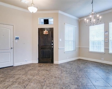 3116 Hereford Drive - Photo Thumbnail 14