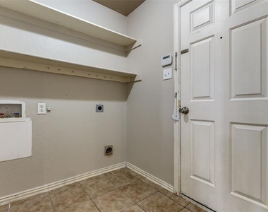 15858 Durango Drive - Photo Thumbnail 32