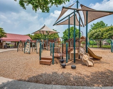 15858 Durango Drive - Photo Thumbnail 37