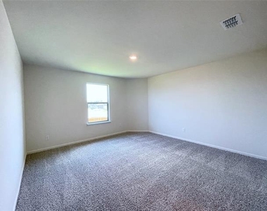 620 Fountain Drive - Photo Thumbnail 23