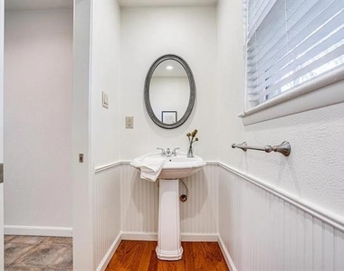 5730 Forest Lane - Photo Thumbnail 15