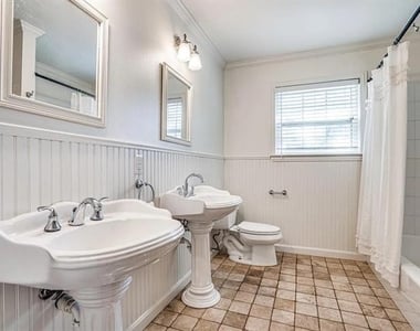 5730 Forest Lane - Photo Thumbnail 10