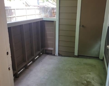 3647 W Northgate Drive - Photo Thumbnail 22