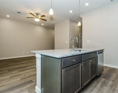 3024 Songbird Lane - Photo Thumbnail 4