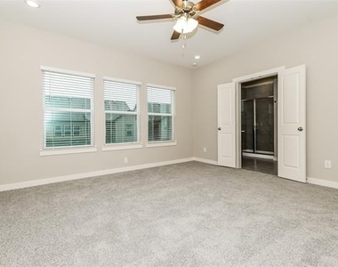 3024 Songbird Lane - Photo Thumbnail 14