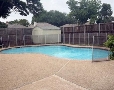 2021 Espinosa Drive - Photo Thumbnail 9