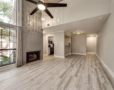 18240 Midway Road - Photo Thumbnail 2