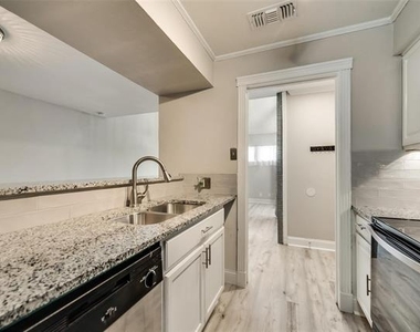 18240 Midway Road - Photo Thumbnail 12