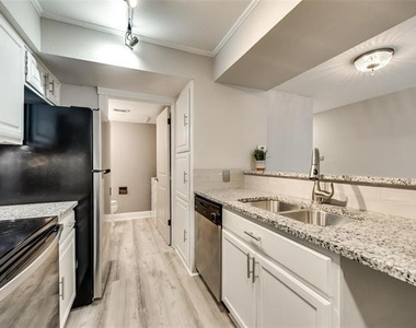18240 Midway Road - Photo Thumbnail 7