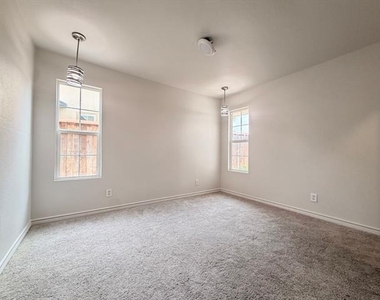 14003 Brookgreen Drive - Photo Thumbnail 5