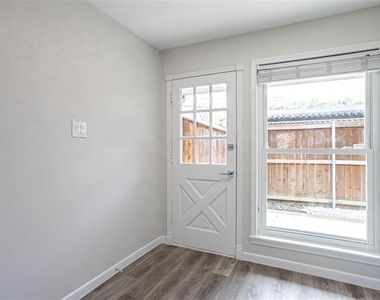 13706 Flagstone Lane - Photo Thumbnail 13