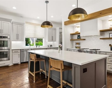 4101 Chimney Rock Drive - Photo Thumbnail 11