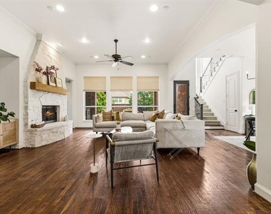 4101 Chimney Rock Drive - Photo Thumbnail 7