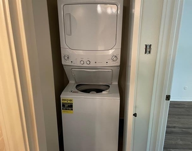 15221 Berry Trail - Photo Thumbnail 10