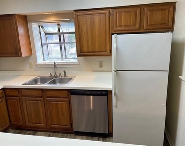 15221 Berry Trail - Photo Thumbnail 1