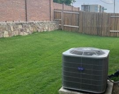4504 Conley Lane - Photo Thumbnail 7