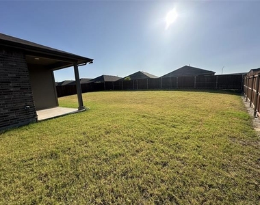 15800 Bronte Lane - Photo Thumbnail 15