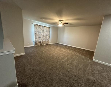 15800 Bronte Lane - Photo Thumbnail 8