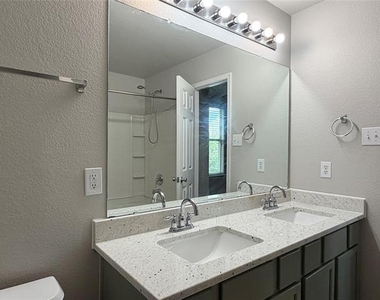 10616 Colfax Drive - Photo Thumbnail 14
