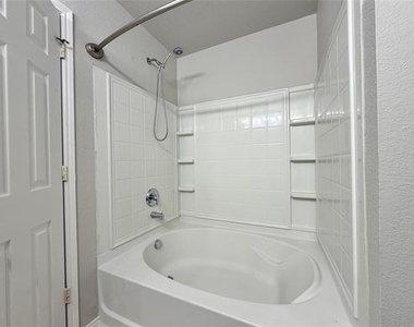 10616 Colfax Drive - Photo Thumbnail 15