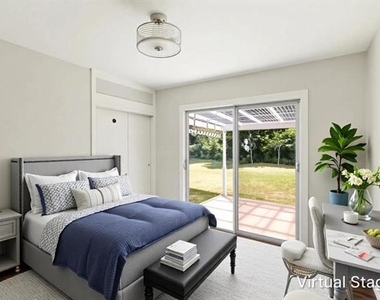 11524 Strand Street - Photo Thumbnail 15