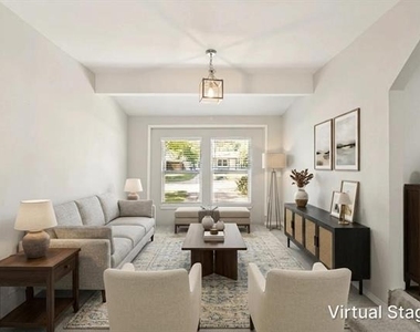 11524 Strand Street - Photo Thumbnail 6