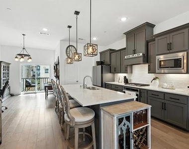 3709 Island Vista Drive - Photo Thumbnail 3