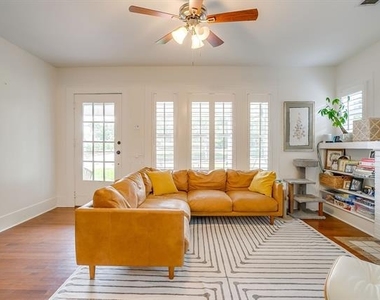 2200 W Magnolia Avenue - Photo Thumbnail 6