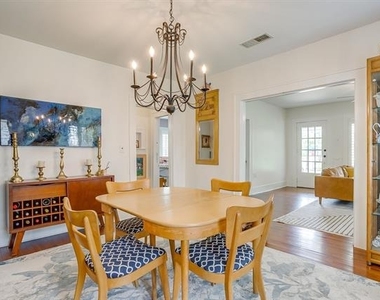 2200 W Magnolia Avenue - Photo Thumbnail 8