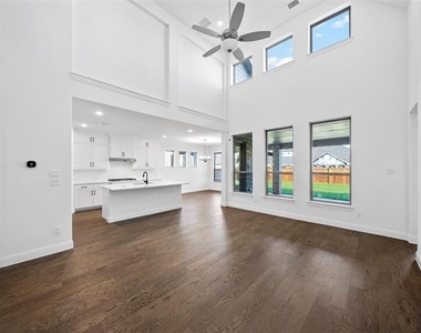 4280 Mill Pond Drive - Photo Thumbnail 12