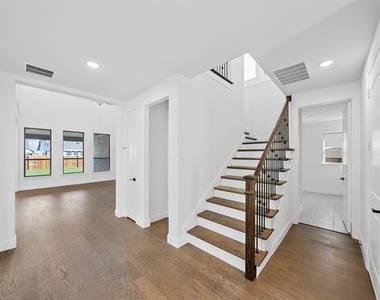 4280 Mill Pond Drive - Photo Thumbnail 24