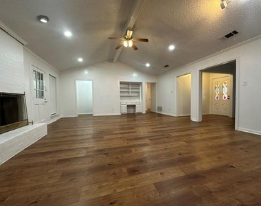 719 Athenia Way - Photo Thumbnail 1