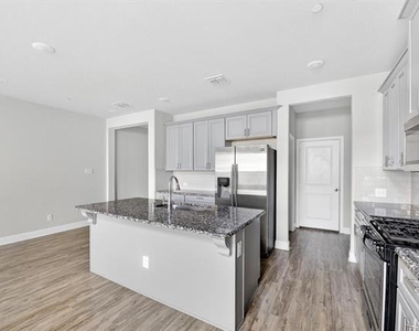 6428 Hermosa Drive - Photo Thumbnail 12