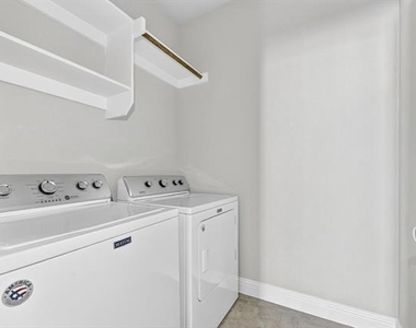 6428 Hermosa Drive - Photo Thumbnail 22
