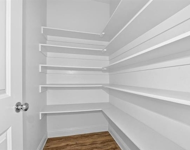 6428 Hermosa Drive - Photo Thumbnail 20