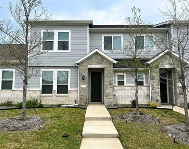 2404 Freshwater Lane - Photo Thumbnail 12
