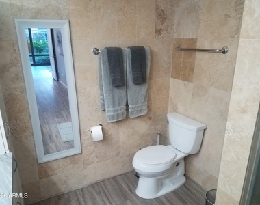 7137 E Rancho Vista Drive - Photo Thumbnail 6