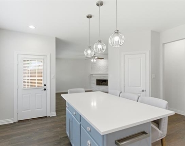 5308 Sandstone Lane - Photo Thumbnail 17