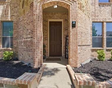 5308 Sandstone Lane - Photo Thumbnail 3
