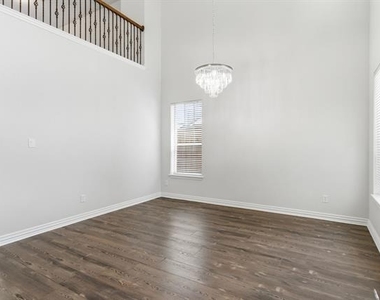 5308 Sandstone Lane - Photo Thumbnail 5