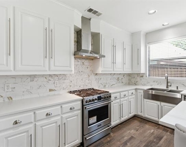 5308 Sandstone Lane - Photo Thumbnail 15