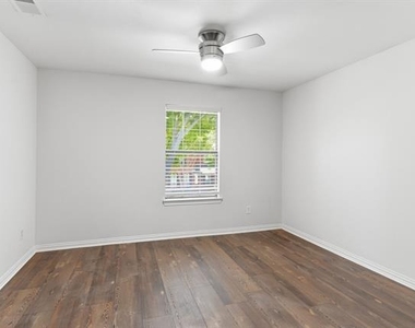 5308 Sandstone Lane - Photo Thumbnail 30