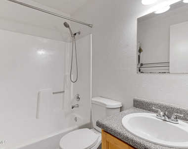 11640 N 51st Avenue - Photo Thumbnail 17