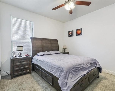 1520 Summit View Lane - Photo Thumbnail 19