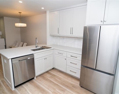 3438 Mcfarlin Boulevard - Photo Thumbnail 1