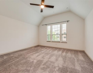 6100 Silverado Trail - Photo Thumbnail 8
