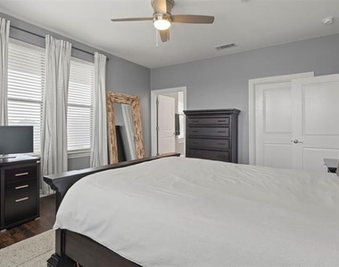 2500 King Arthur Boulevard - Photo Thumbnail 11