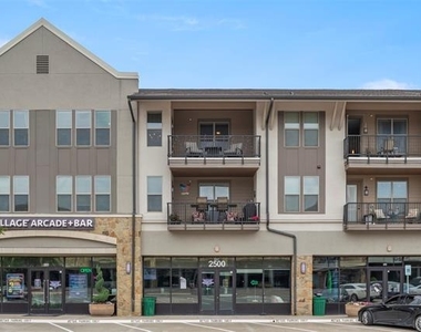 2500 King Arthur Boulevard - Photo Thumbnail 1